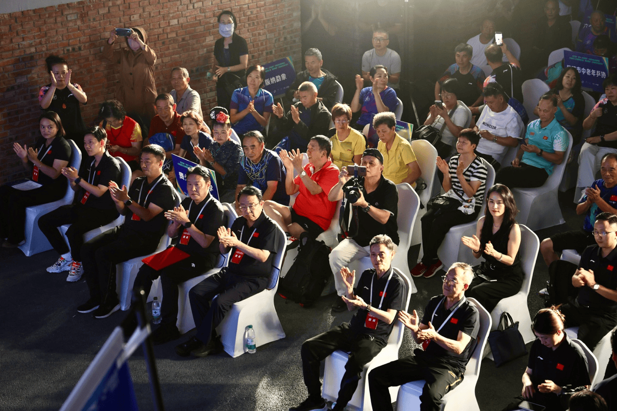 角逐赛事激烈，球员积极争取荣誉