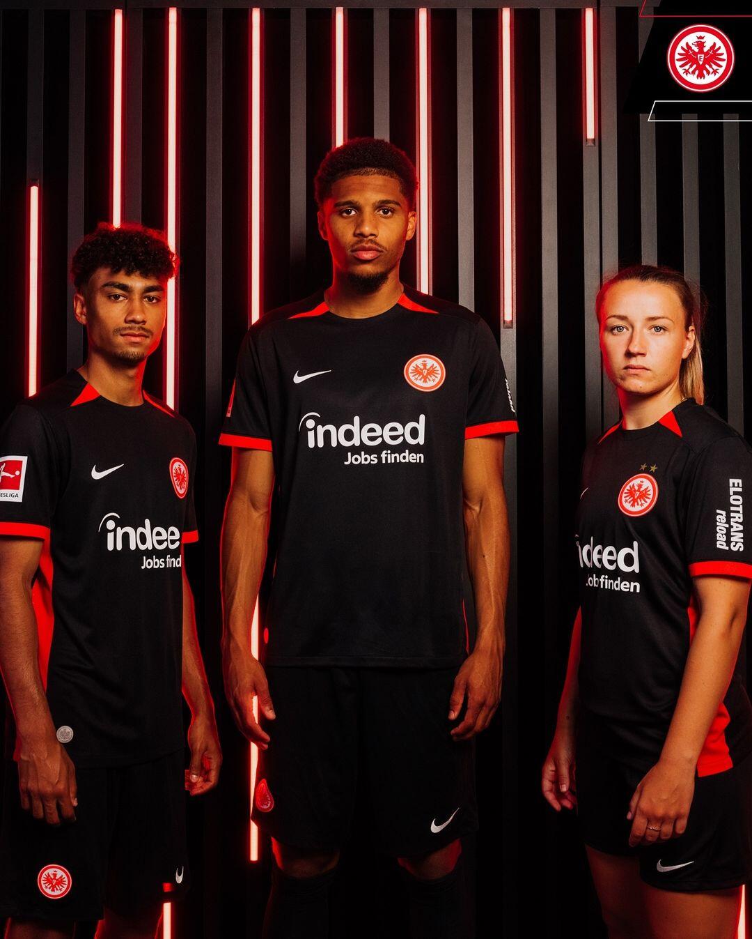 法兰克福客场大战乌尔姆，最终双方握手言和2-2的简单介绍