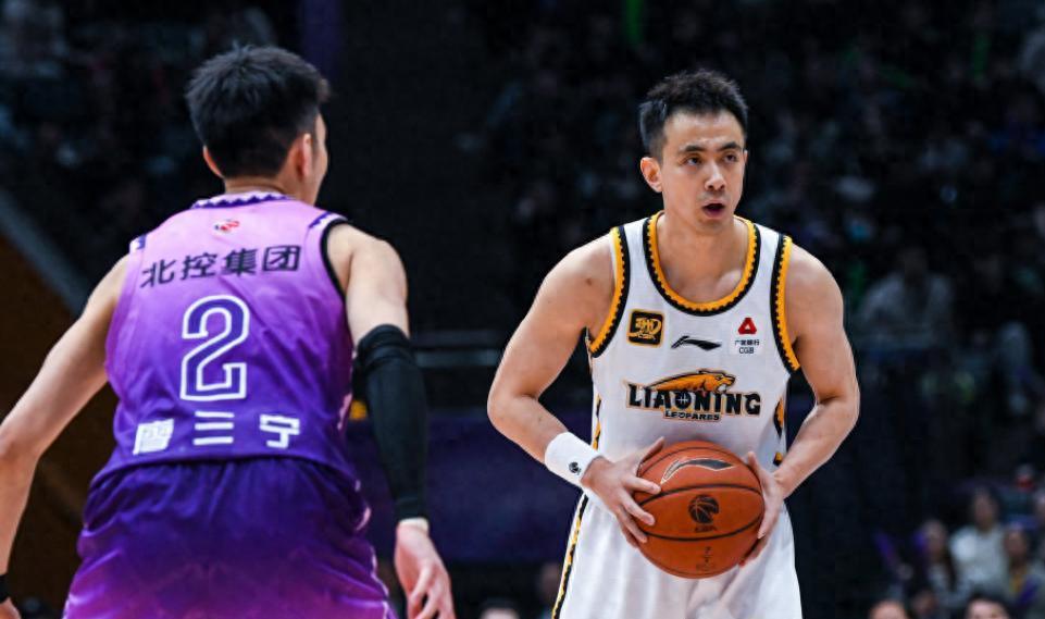 关于辽宁沈阳城市建设主场大胜，跃升积分榜第八的信息