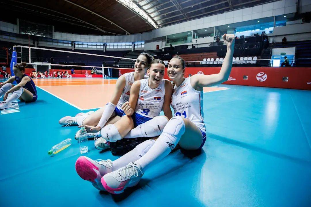 塞尔维亚队进攻积极训练态度认真备战比赛的简单介绍